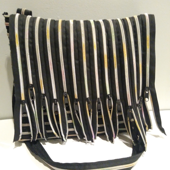 Messenger Multi Zippered Crossbody Fold Over Purse Black Rainbow Adjustable Bag - Picture 2 of 14